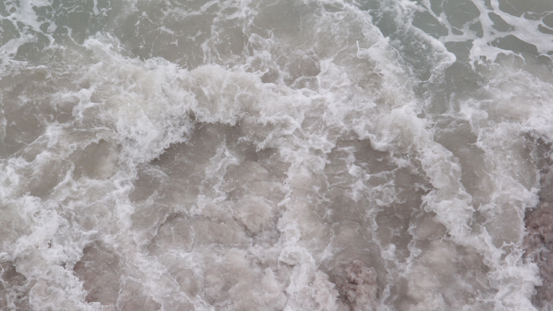 2022-10-26 09 Uhr 01 Wellen nach dem Sturm (Foto, Video)