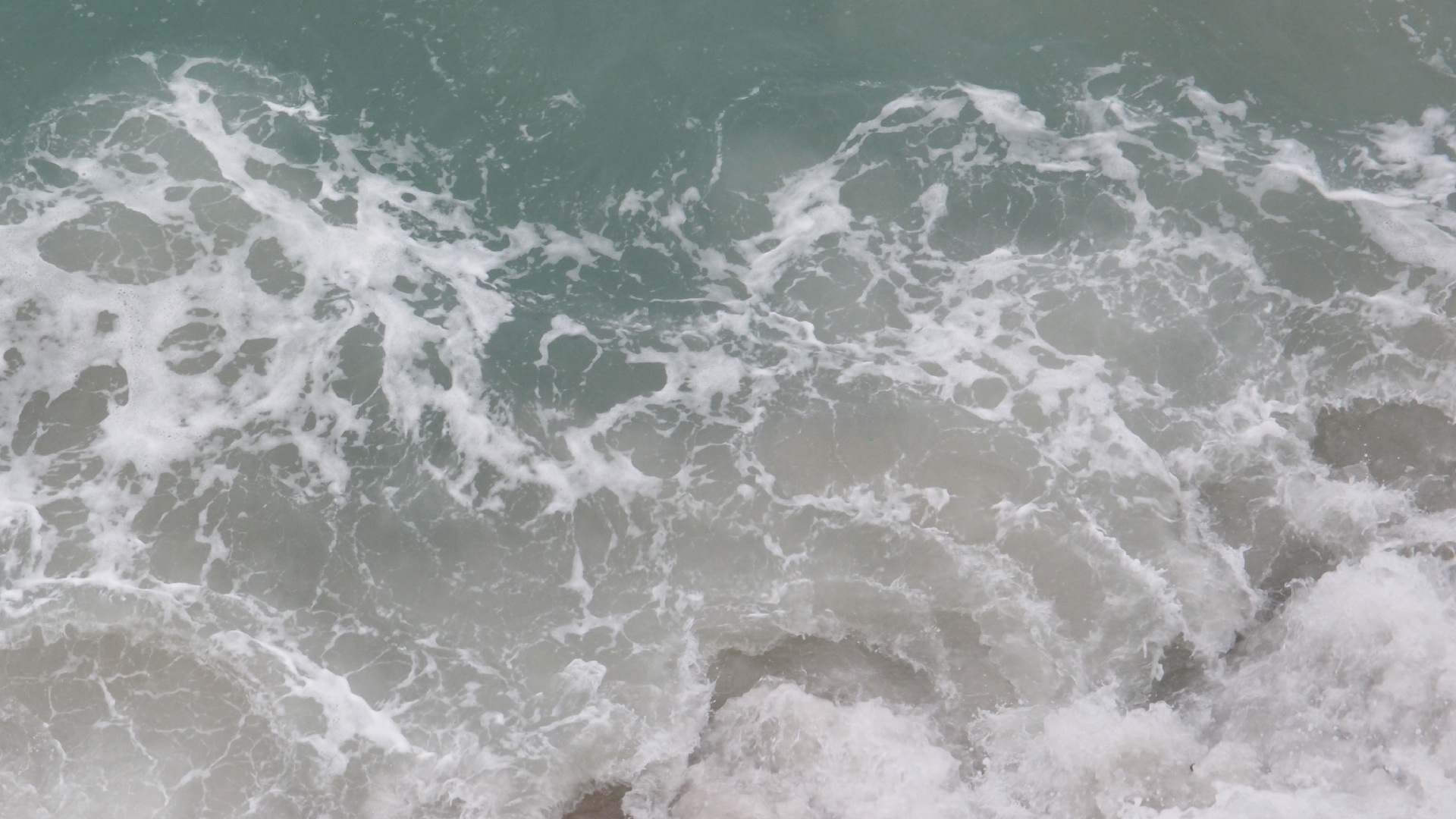 2022-10-26 09 Uhr 01 Wellen nach dem Sturm (Foto, Video)
