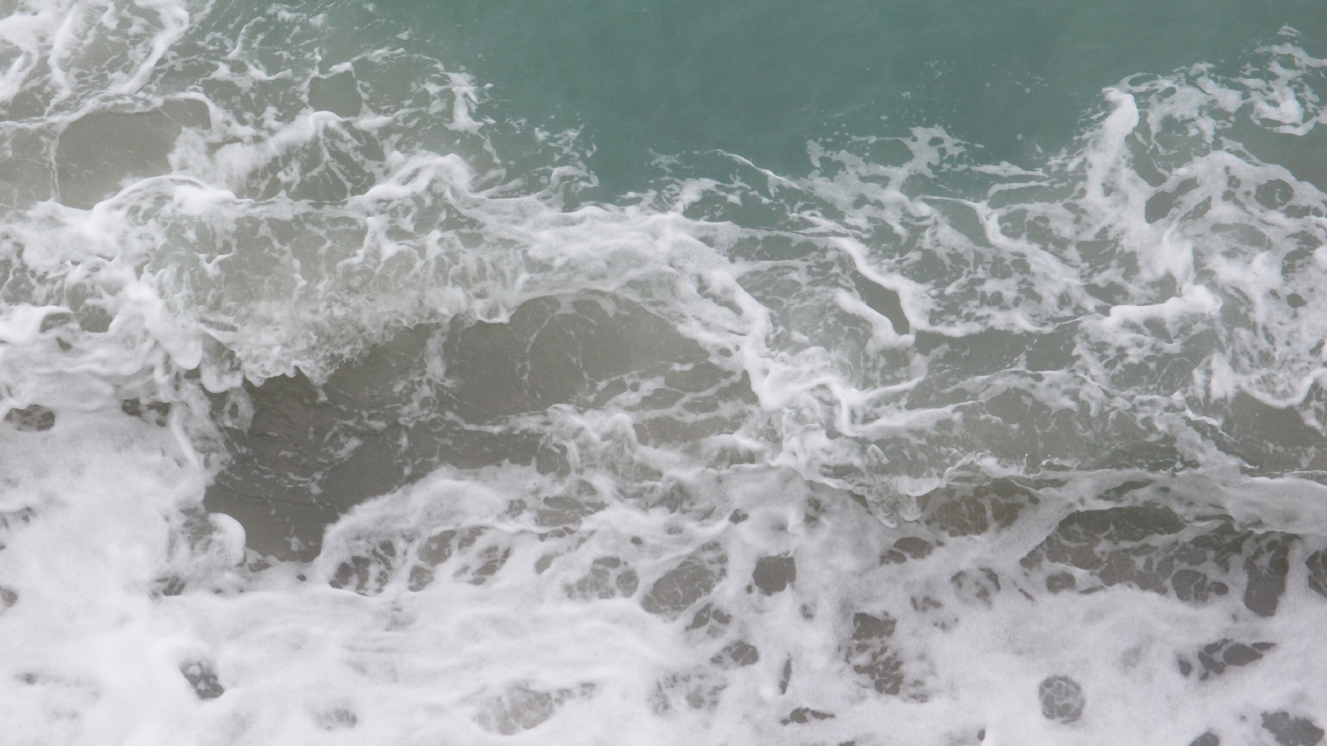 2022-10-26 09 Uhr 01 Wellen nach dem Sturm (Foto, Video)