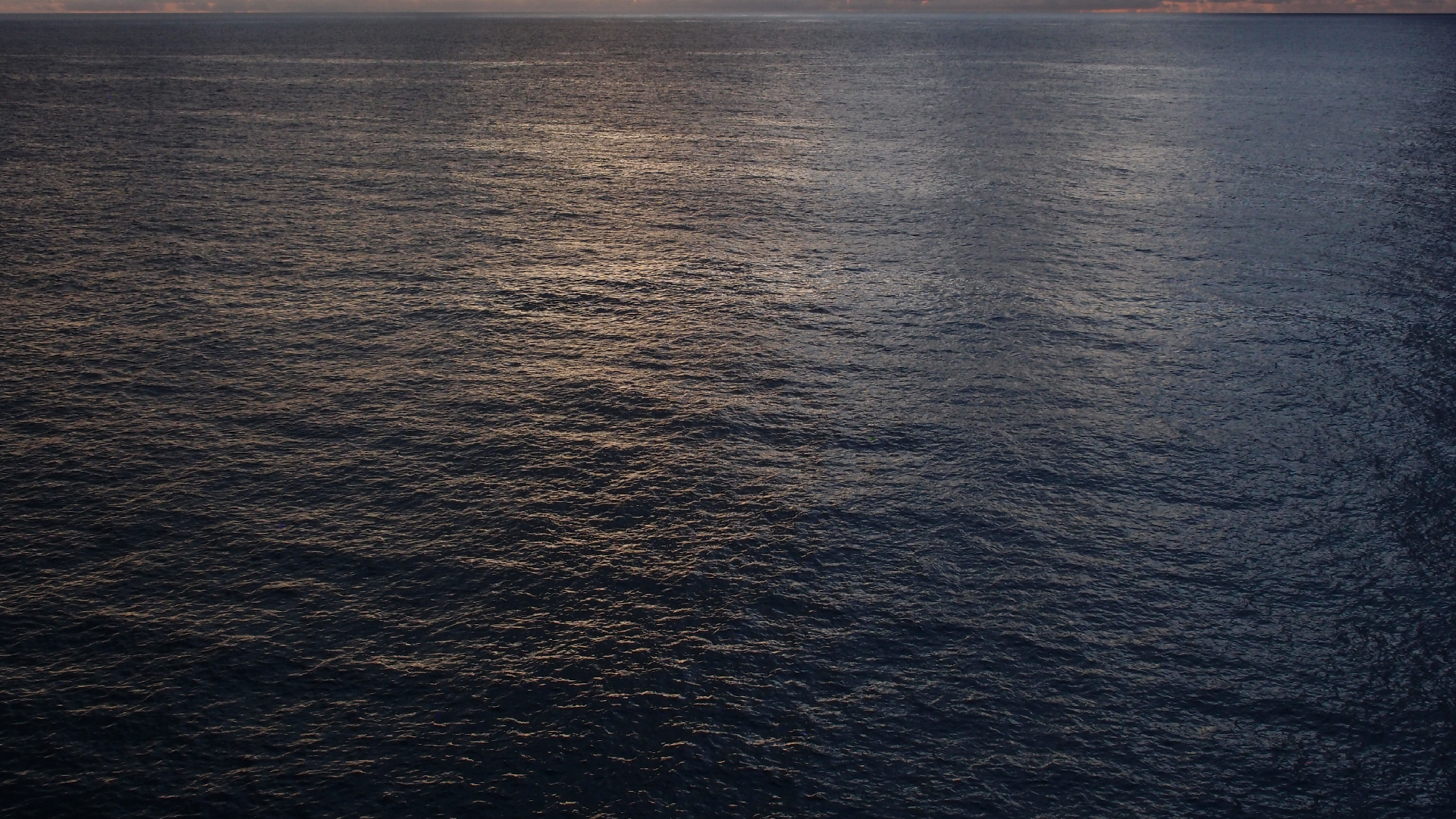2022-10-27 15 Uhr 58 Wolken und Wellen (Foto, Video)