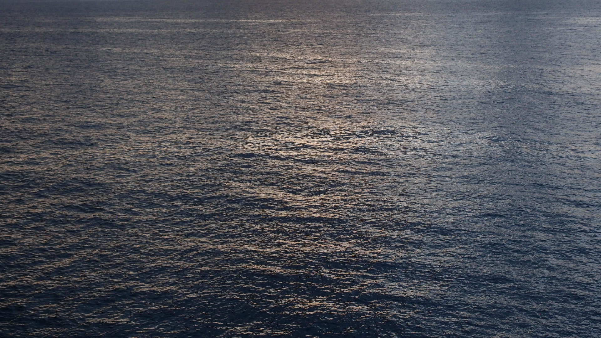 2022-10-27 15 Uhr 58 Wolken und Wellen (Foto, Video)