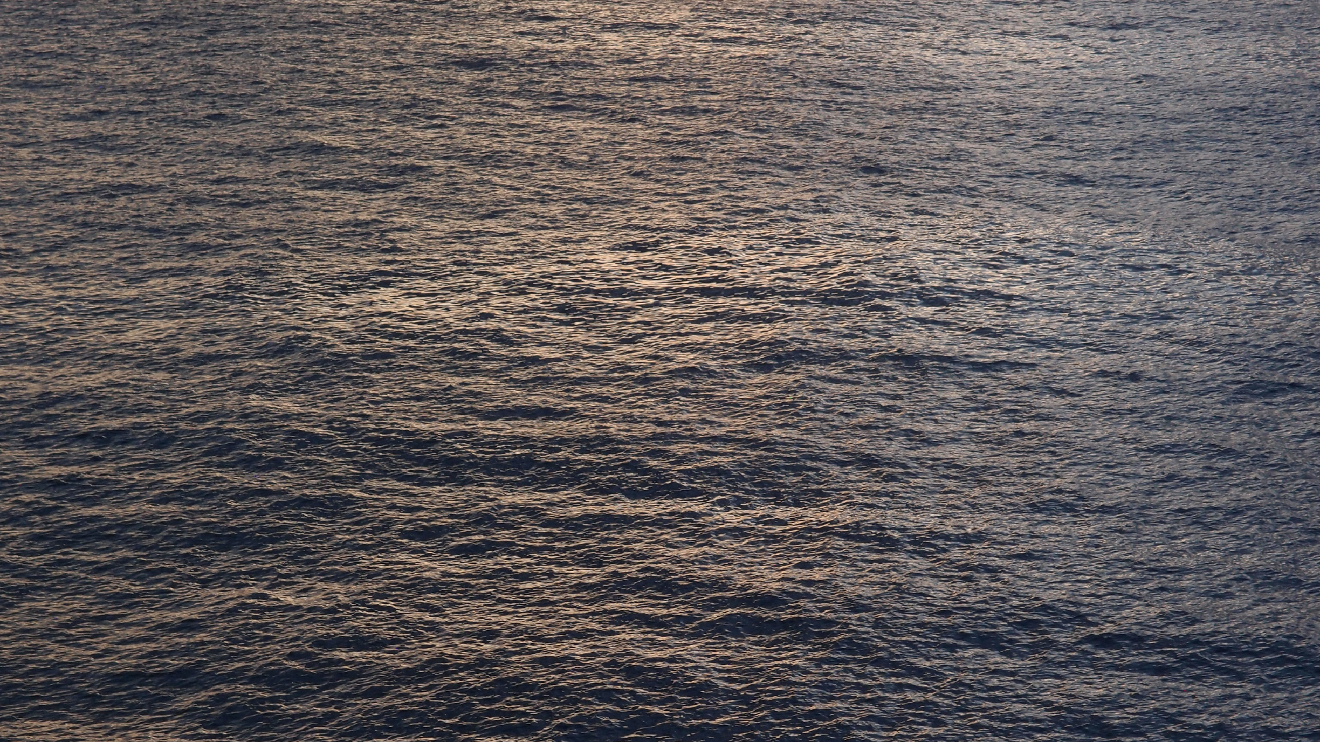 2022-10-27 15 Uhr 58 Wolken und Wellen (Foto, Video)