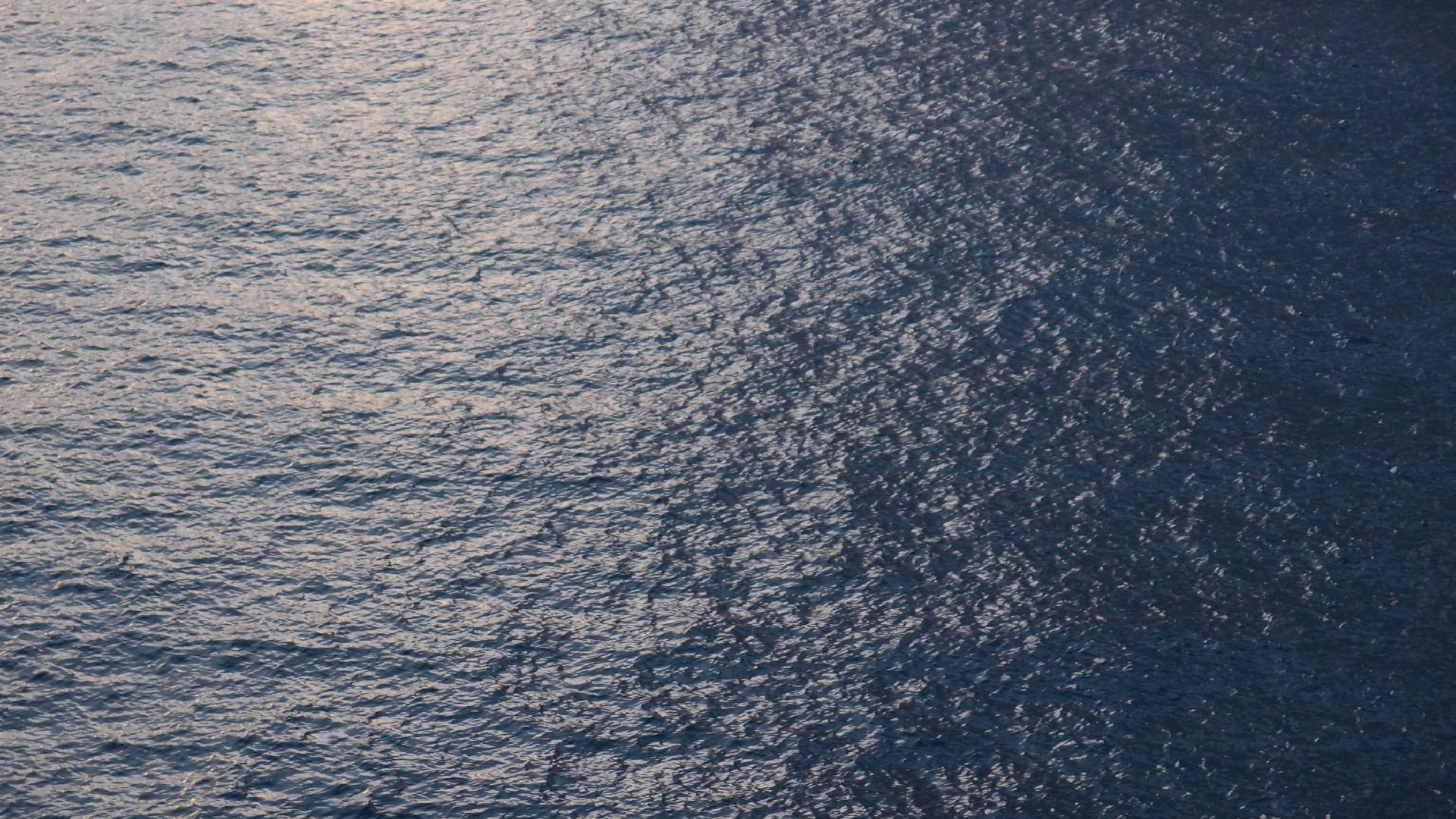 2022-10-27 15 Uhr 58 Wolken und Wellen (Foto, Video)