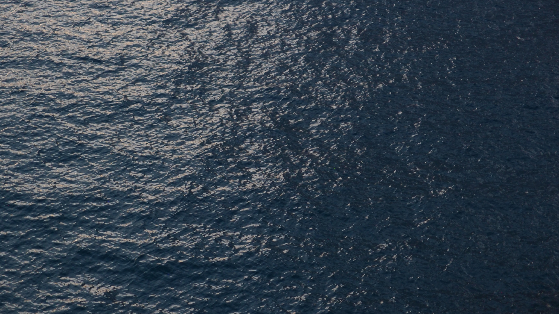 2022-10-27 15 Uhr 58 Wolken und Wellen (Foto, Video)