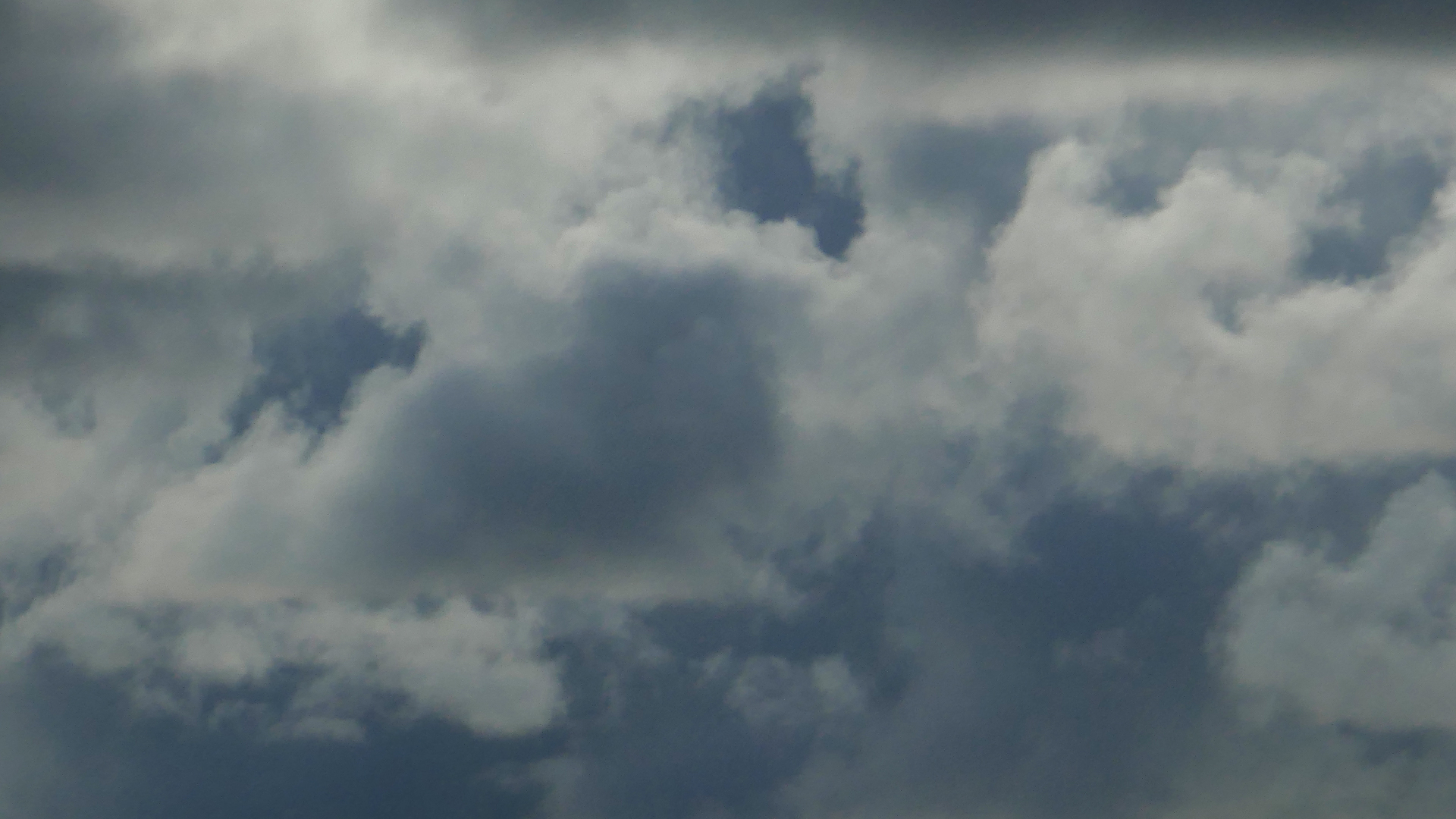 2022-10-27 15 Uhr 58 Wolken und Wellen (Foto, Video)