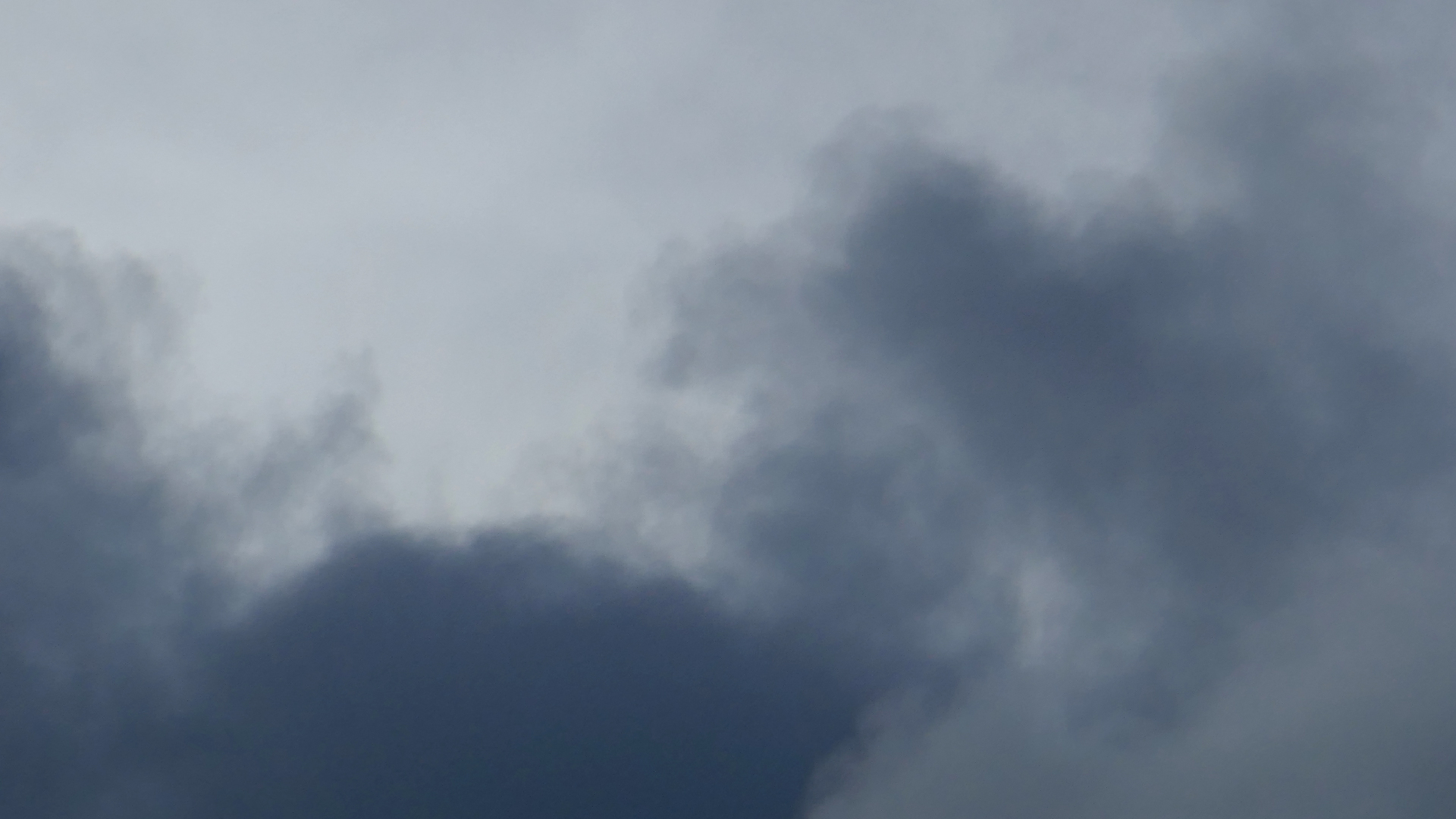 2022-10-27 15 Uhr 58 Wolken und Wellen (Foto, Video)