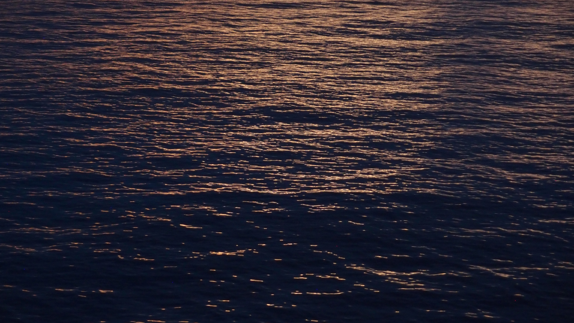 2022-11-08 17 Uhr 48 das Meer (Foto, Video)