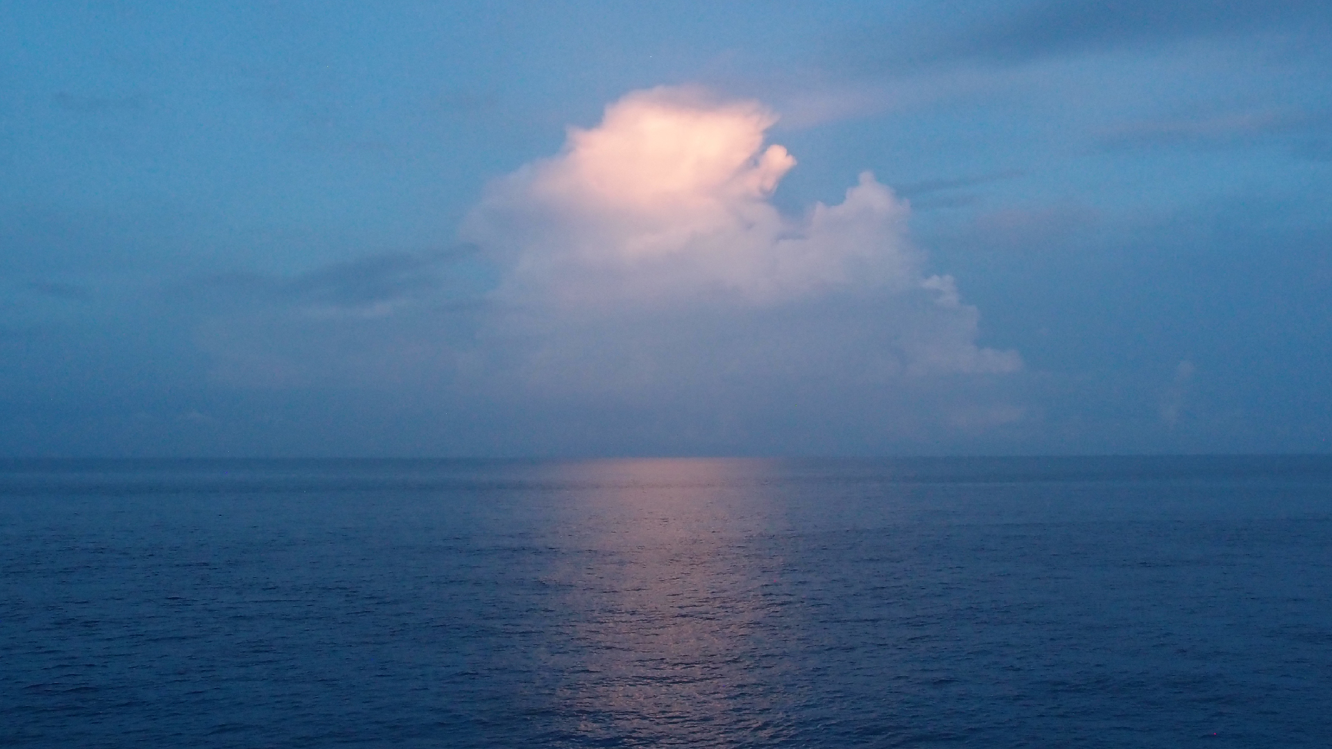 2022-11-09 05 Uhr 36 das Meer (Video, Foto)