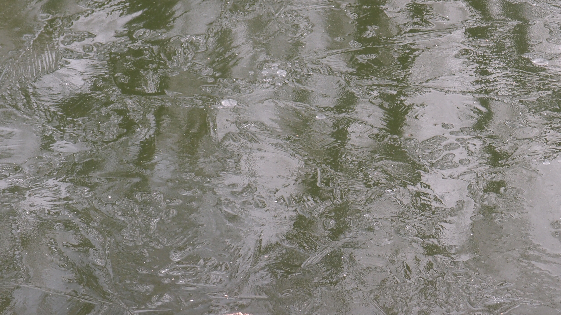 2021-02-02 Wasser in der Sp�le II, On-Off mit Parameterwechsel (Remix John Cage 'Book Of Music') (Komposition, Remix, Recording, Foto)