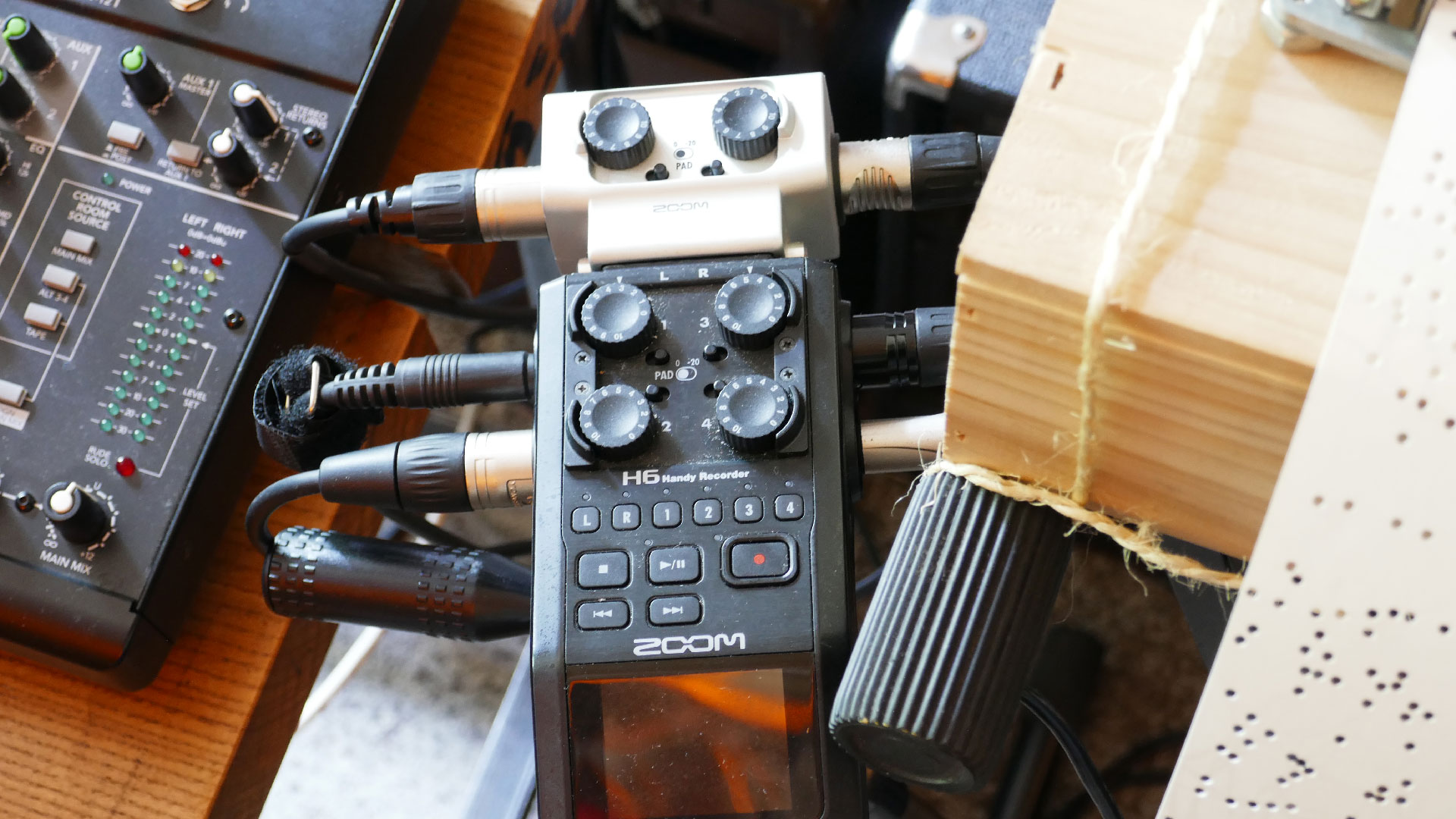 2025-06-17 Spieluhren-Quartett mit Tonband, Vocoder und Fieldrecording (Soundcheck Fete de la Musique)