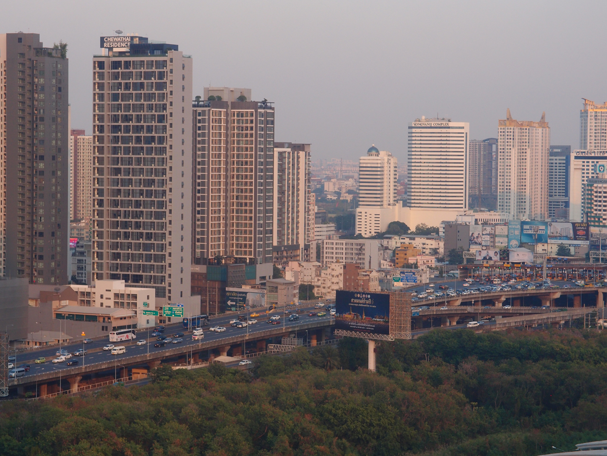 2019-12-22 17 uhr Bangkok (rooftop)
