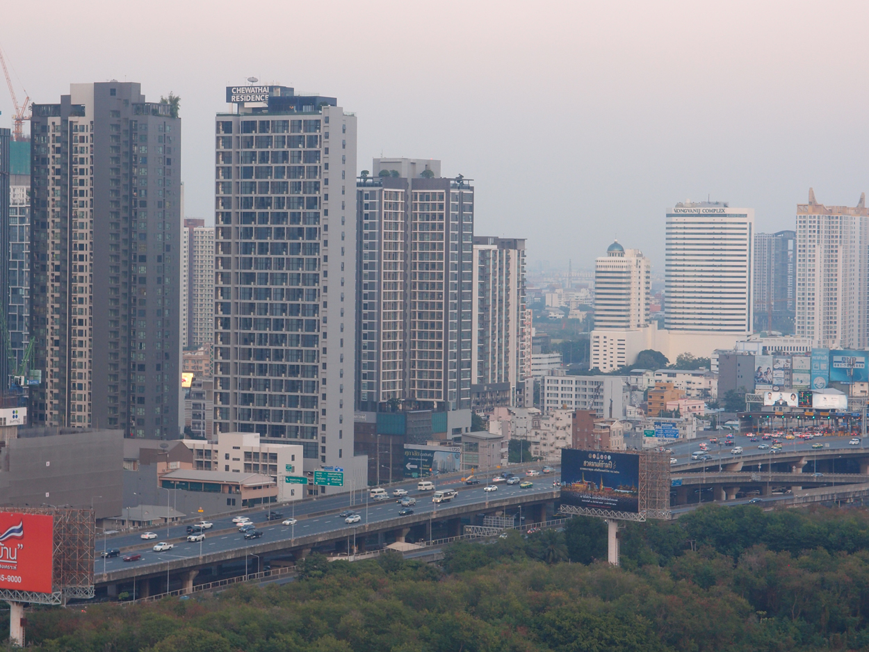 2019-12-22 17 uhr Bangkok (rooftop)