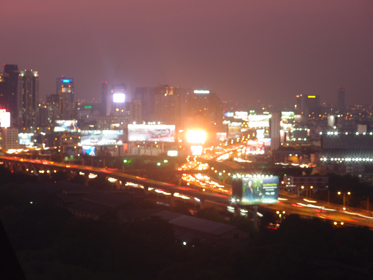 2019-12-22 17 uhr Bangkok (rooftop)