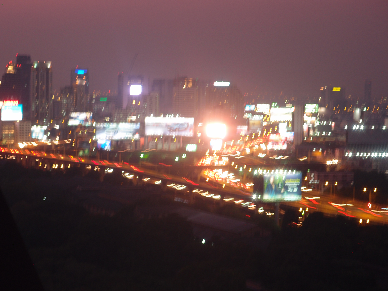 2019-12-22 17 uhr Bangkok (rooftop)