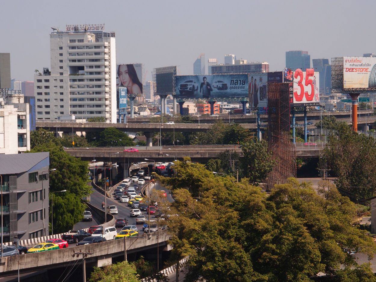 2020-01-03 15 uhr Si Phraya Road
