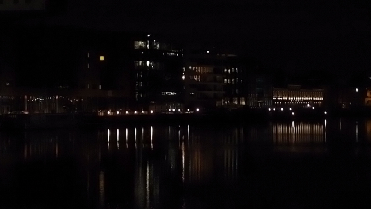 2020-12-30 Mond aufm Oberbaum (Fieldrecording Video) 