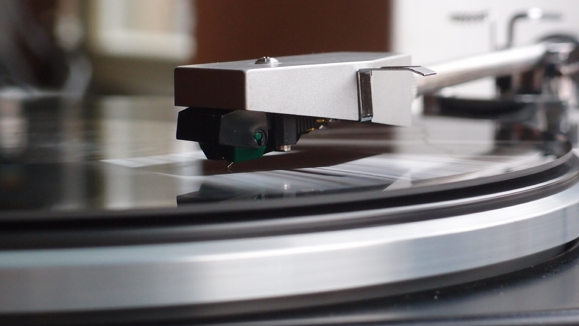 005 Lenco L930 mit Shure N95-3 Nadel